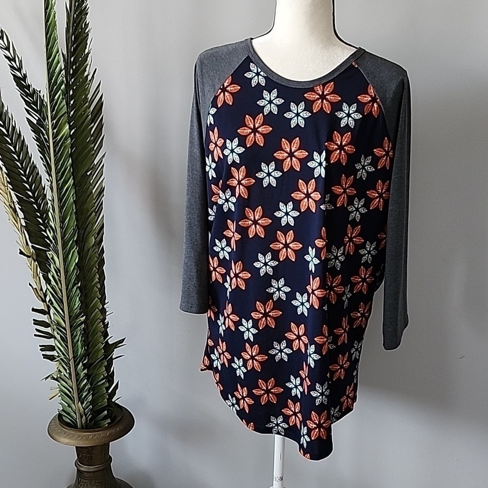 LuLaRoe Randy with floral print body and gray sleeves
